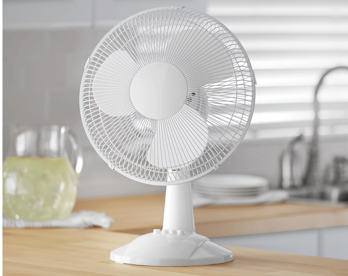 3-Speed Oscillating Table Fan White W86108