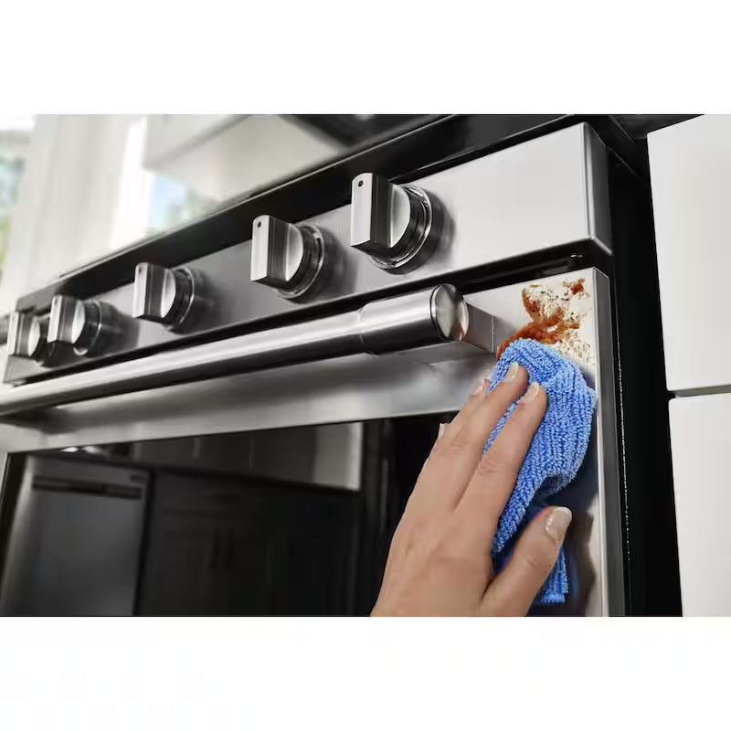 5.8 cu. ft. Gas Range with True Convection F163