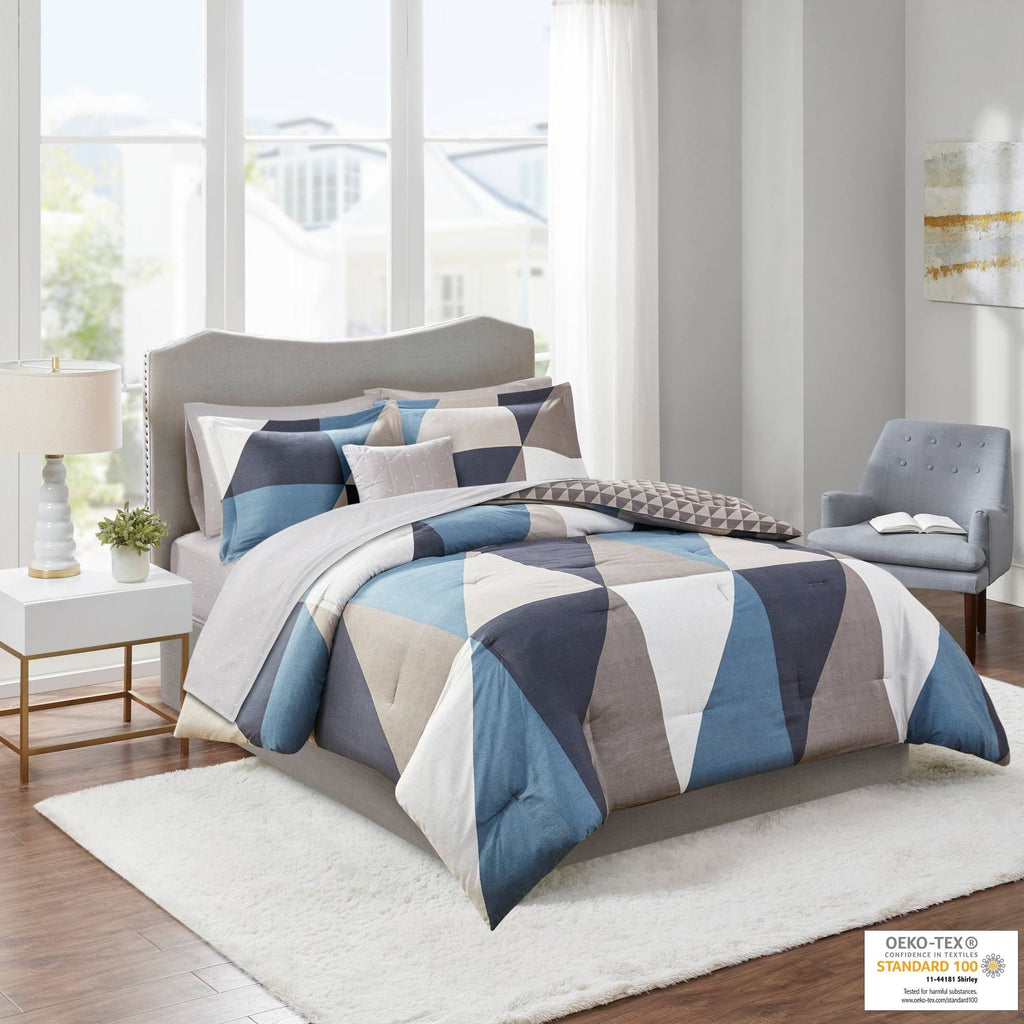 Cal King Complete Bed Set A685432