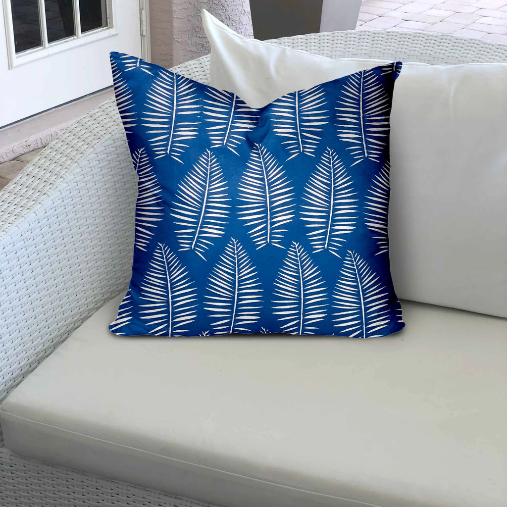 Indoor/Outdoor Soft Pillow with Zipper Cover 26 x 26 P3349