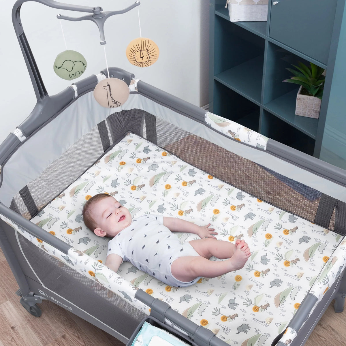 Grey Infant Playard F27934