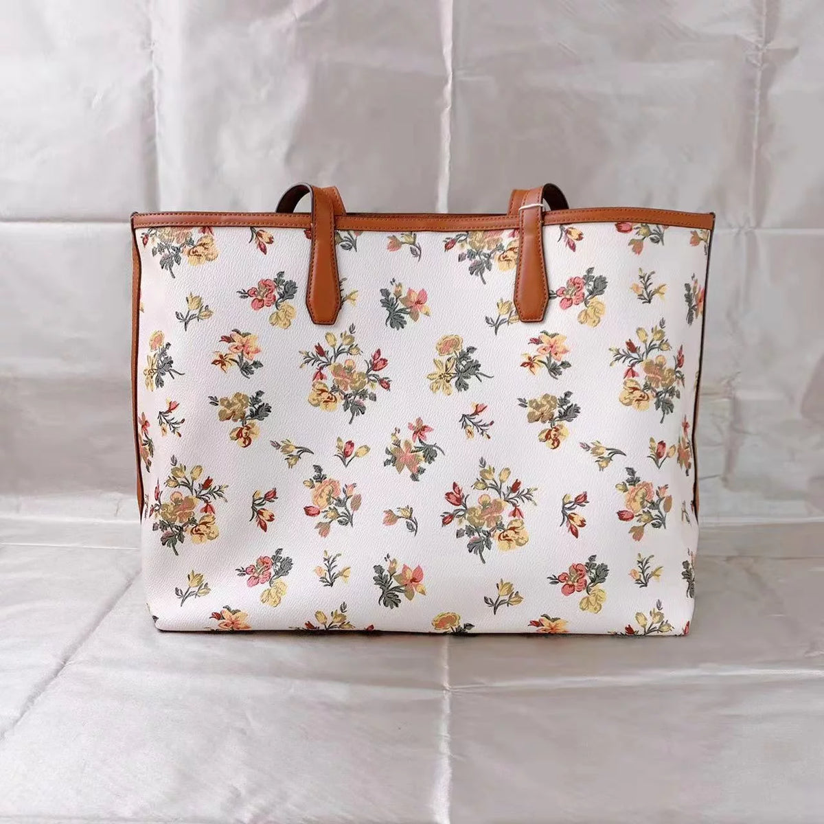 Tote T421326
