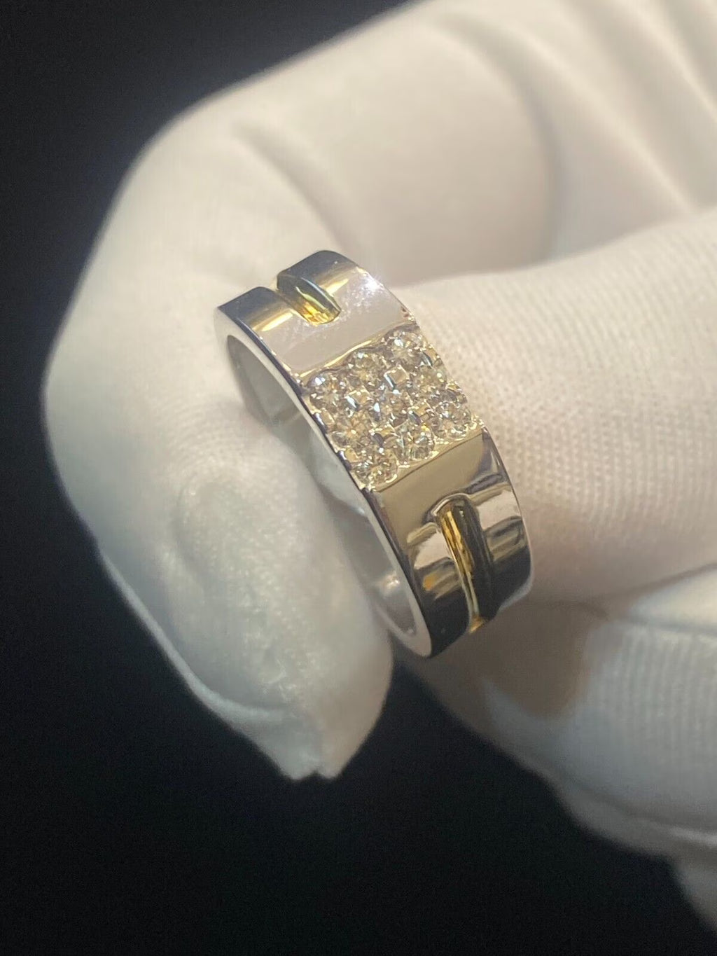 14K White Gold Diamond Wedding Band Ring S104197
