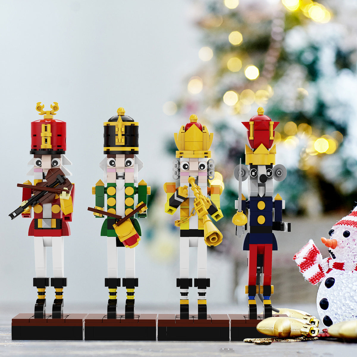 697 Pcs Christmas Building Kit S187