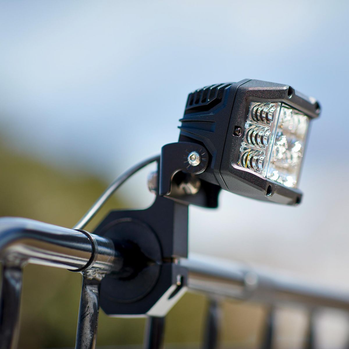 LED Off-Road Light Mount L57754