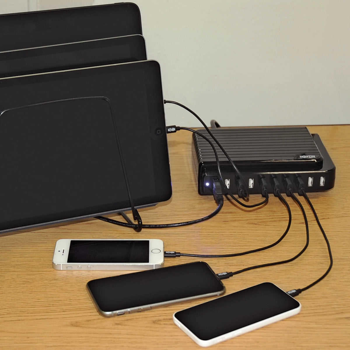 10-Port USB Charging Station X14307