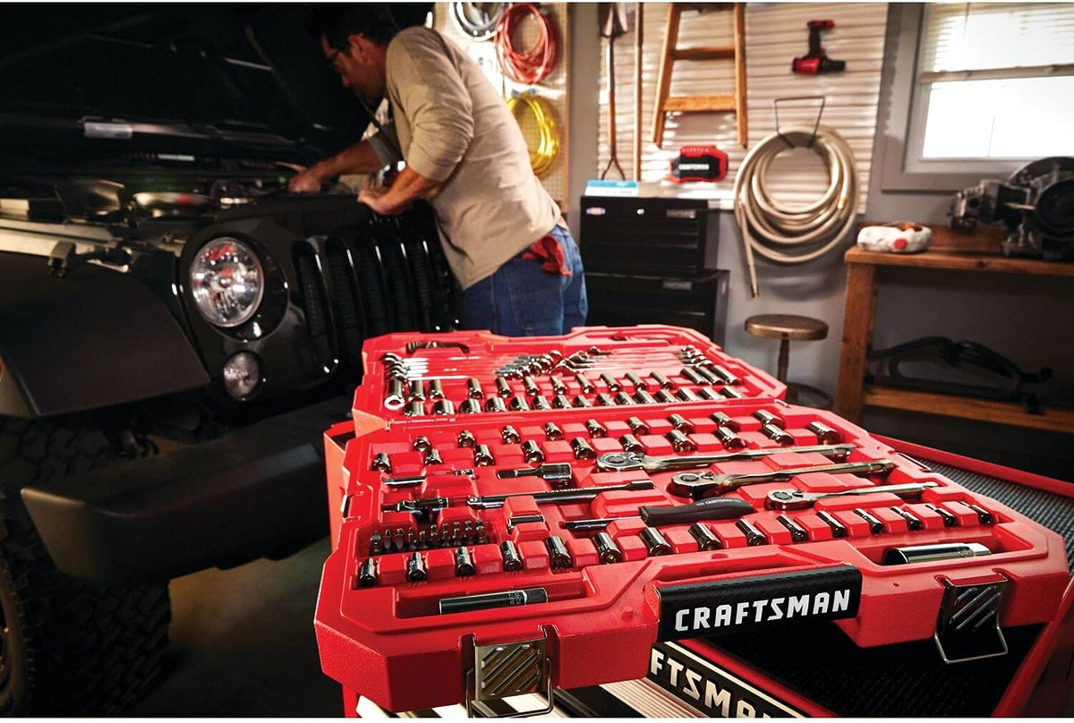 121 Piece Chrome Mechanic Tool Set I3549