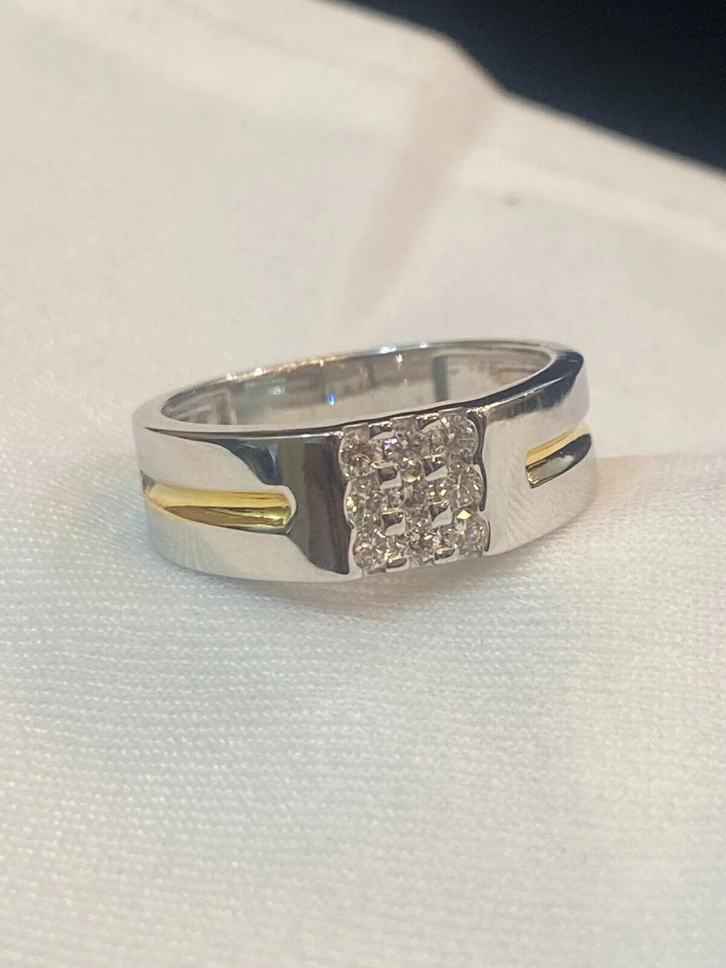14K White Gold Diamond Wedding Band Ring S104197