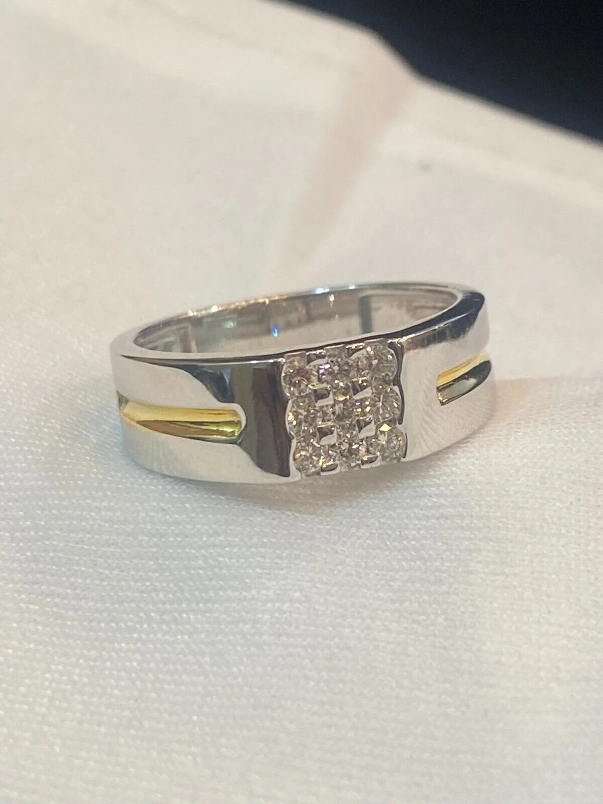 14K White Gold Diamond Wedding Band Ring S104197