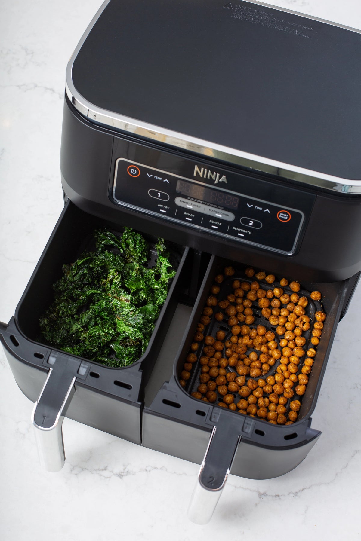 8-Quart 2-Basket Air Fryer F932