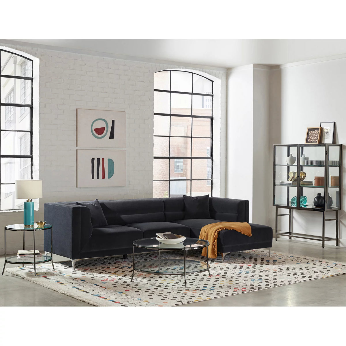 Round Glass Top End Table Y460